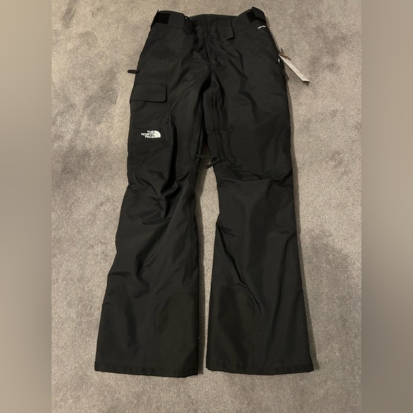 NWT Women’s North Face Ski pants size small - Picture 6 of 15